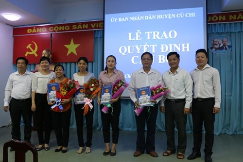 Lễ trao quyết định cán bộ quản lý
